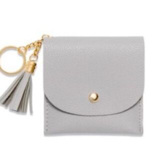 Lark & Ives	Grey Leather Card Wallet Keychain